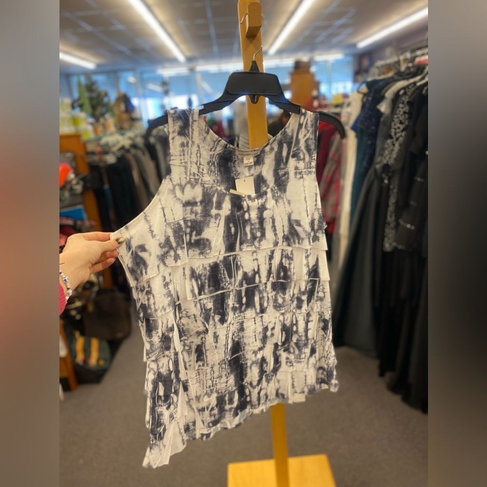 🛍️Coldwater Creek 1X Grey Layer Top NEW